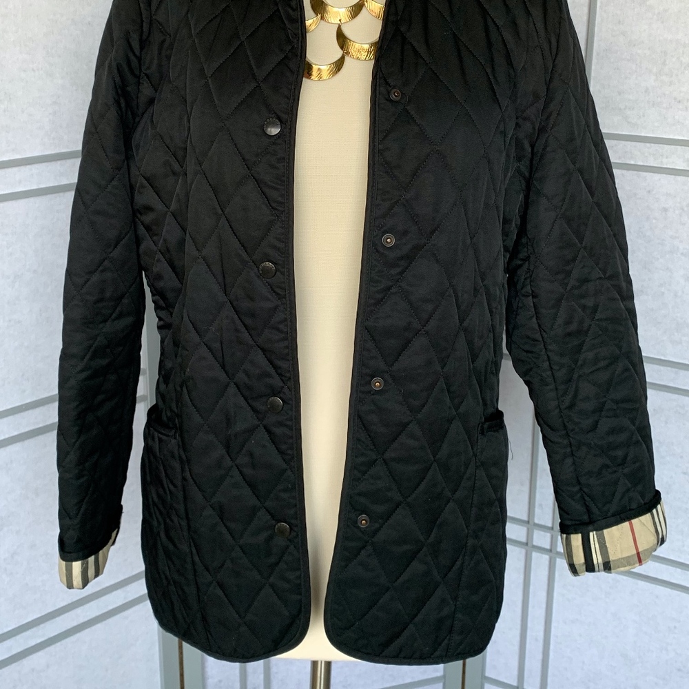 Classic Burberry Quilted coat